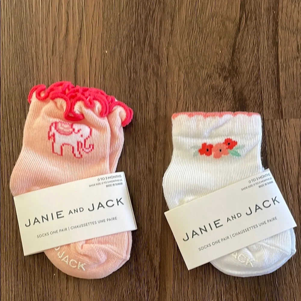 Janie and Jack Baby Socks Size 0-3 months NWT